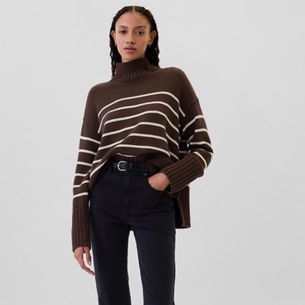 Gap Oversized 24/7 Split-Hem Striped Mock-Neck Minimalist Sweater NWT L Espresso